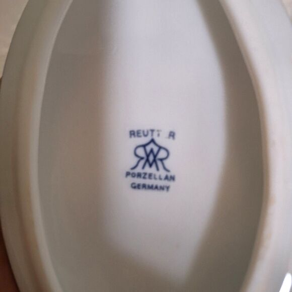 A Reutter Porzellan Trinket Box Germany Angel Motif Keepsake Collectible Gift - Picture 4 of 9